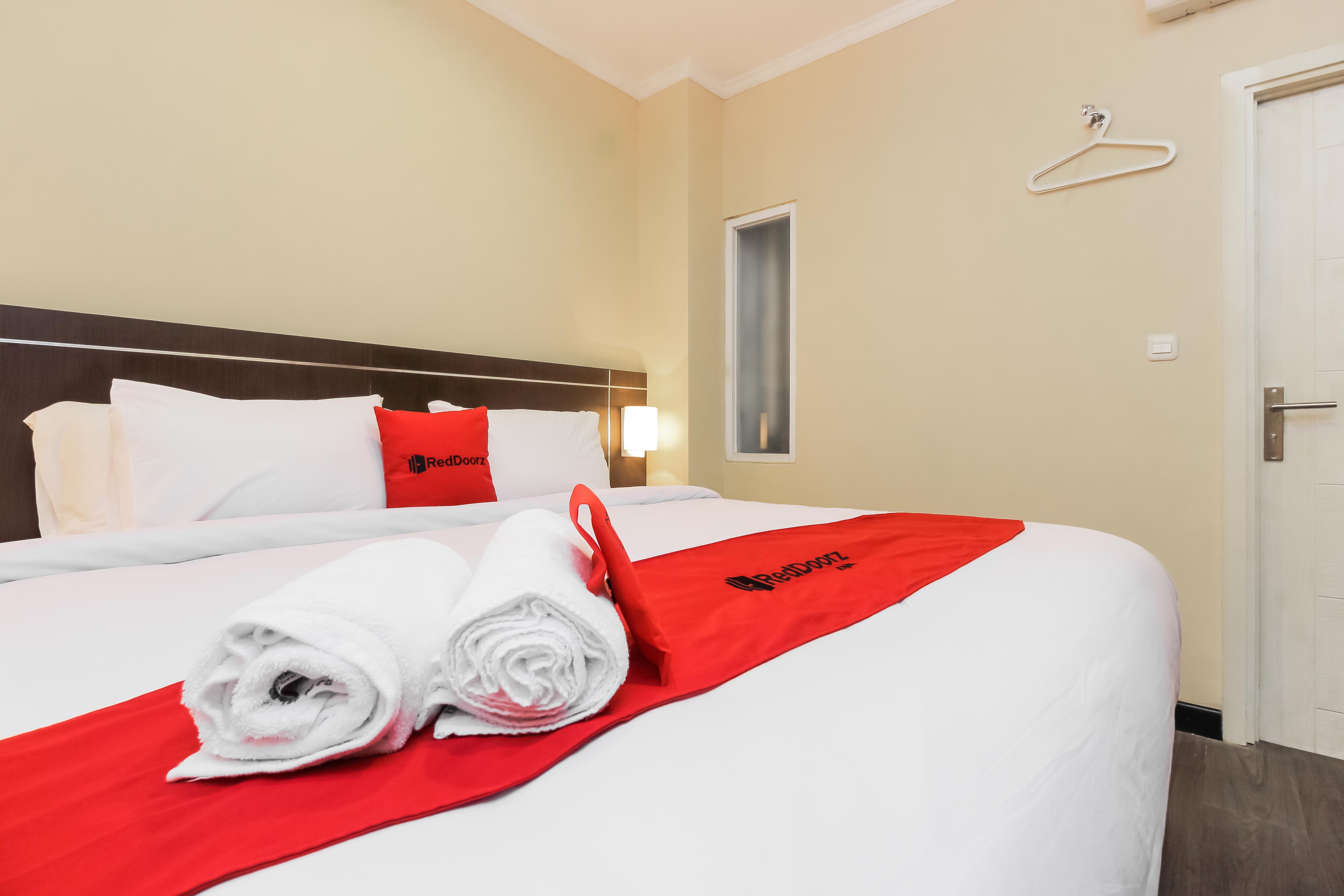 Reddoorz Plus @ Thamrin Jakarta Eksteriør bilde