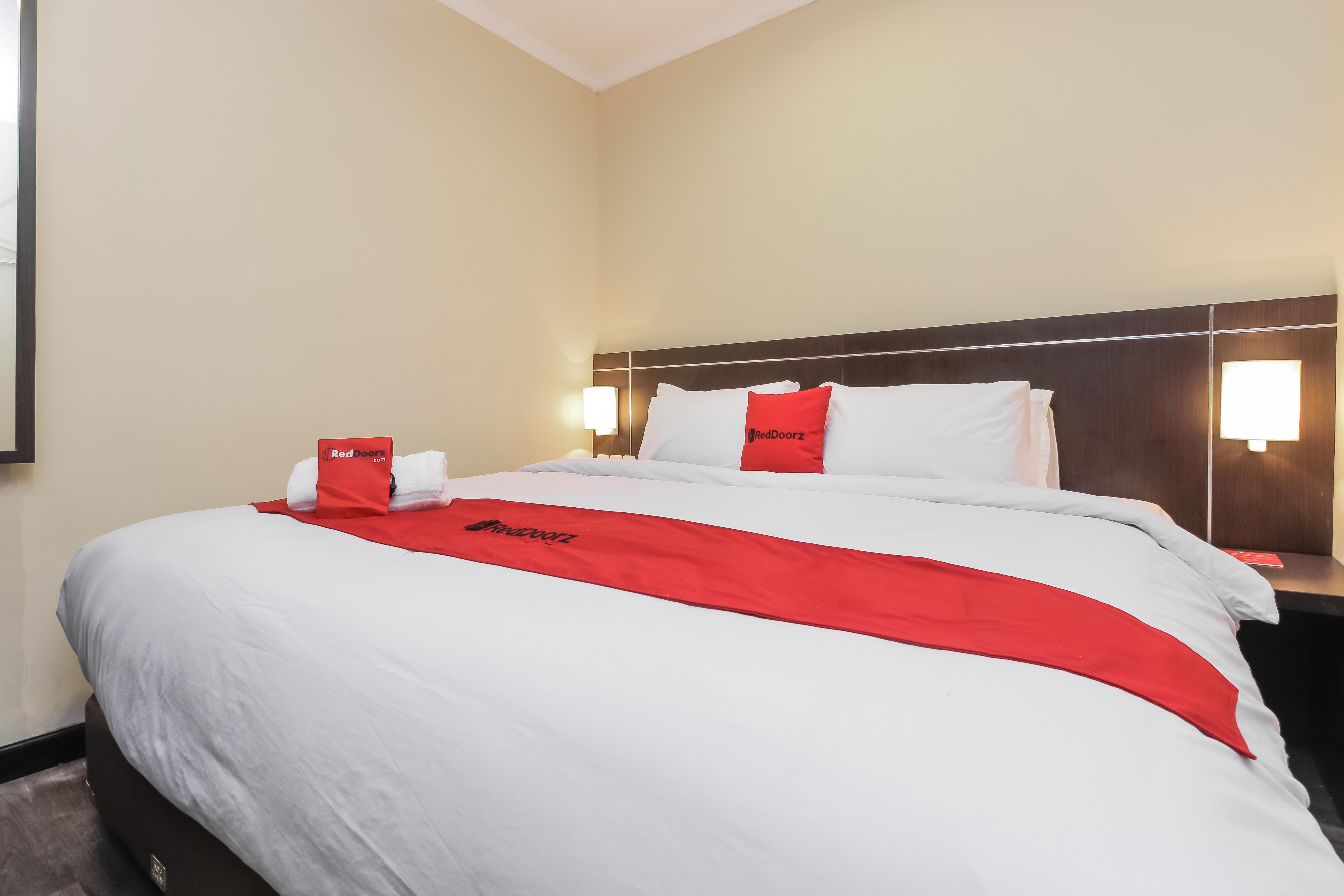 Reddoorz Plus @ Thamrin Jakarta Eksteriør bilde