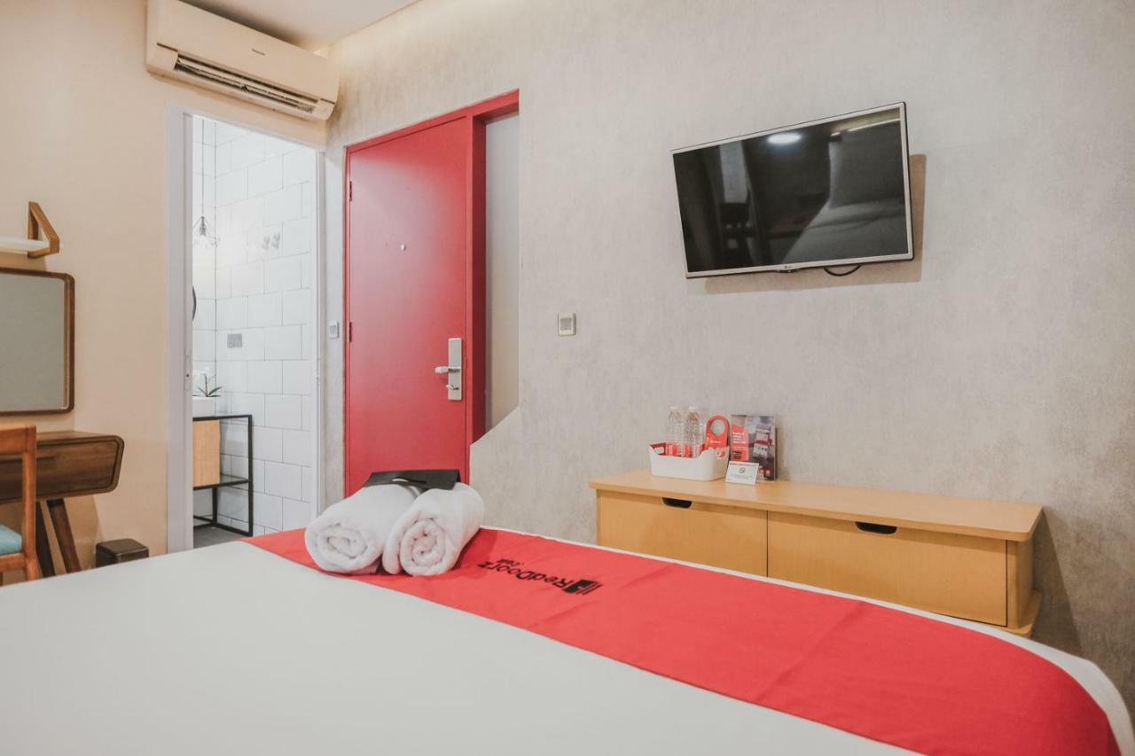 Reddoorz Plus @ Thamrin Jakarta Eksteriør bilde